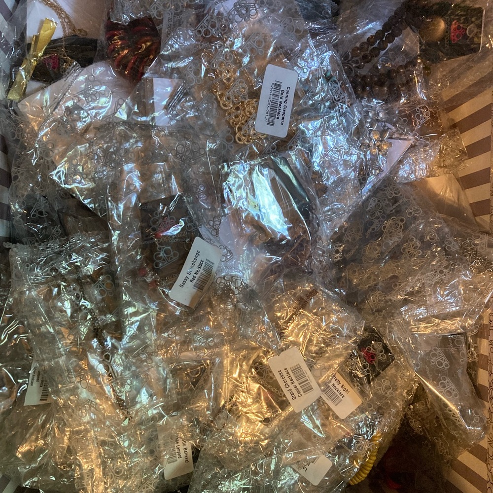 100 Pieces Paparazzi Accessories NWT